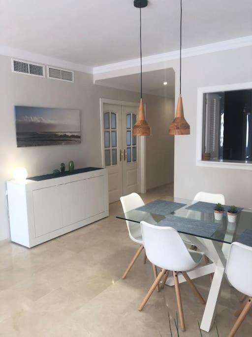 Amazing Modern Next To Pool. * Marbella